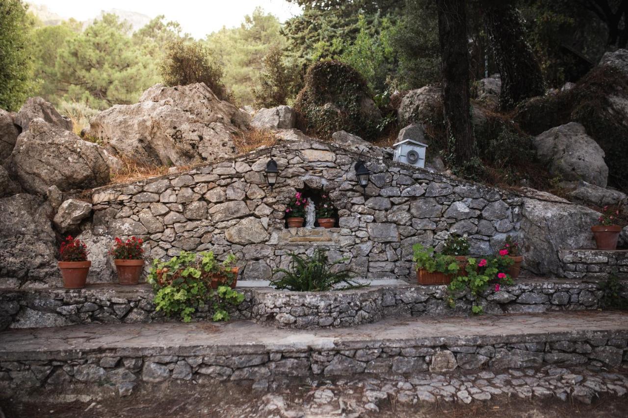Camping Tajorodillo Grazalema Exterior foto